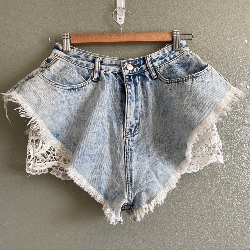 NWT Privy Flutter Denim and Lace Shorts- Medium